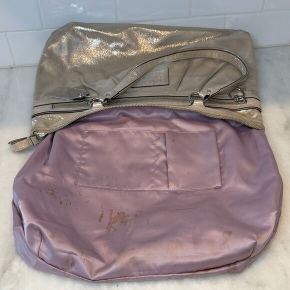 Coach Poppy Daisy Signature Logo Metallic Leather XL Tote Shoulder Bag - Picture 15 of 15